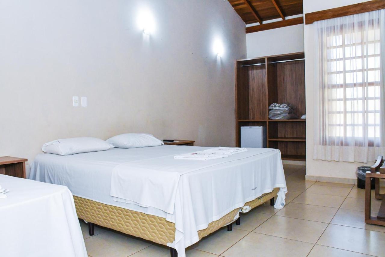 Hotel Fazenda Haras Olímpia Buitenkant foto