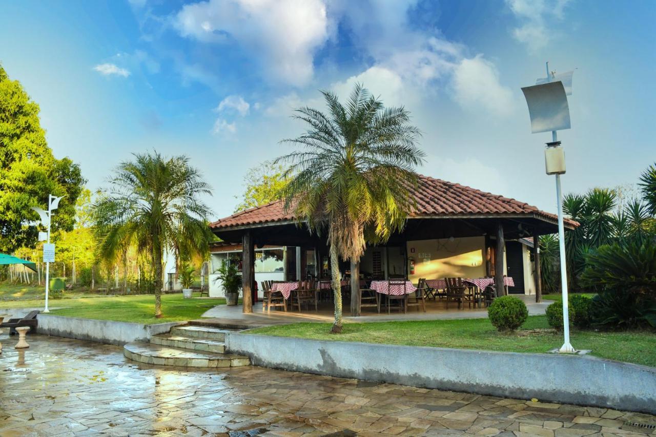 Hotel Fazenda Haras Olímpia Buitenkant foto
